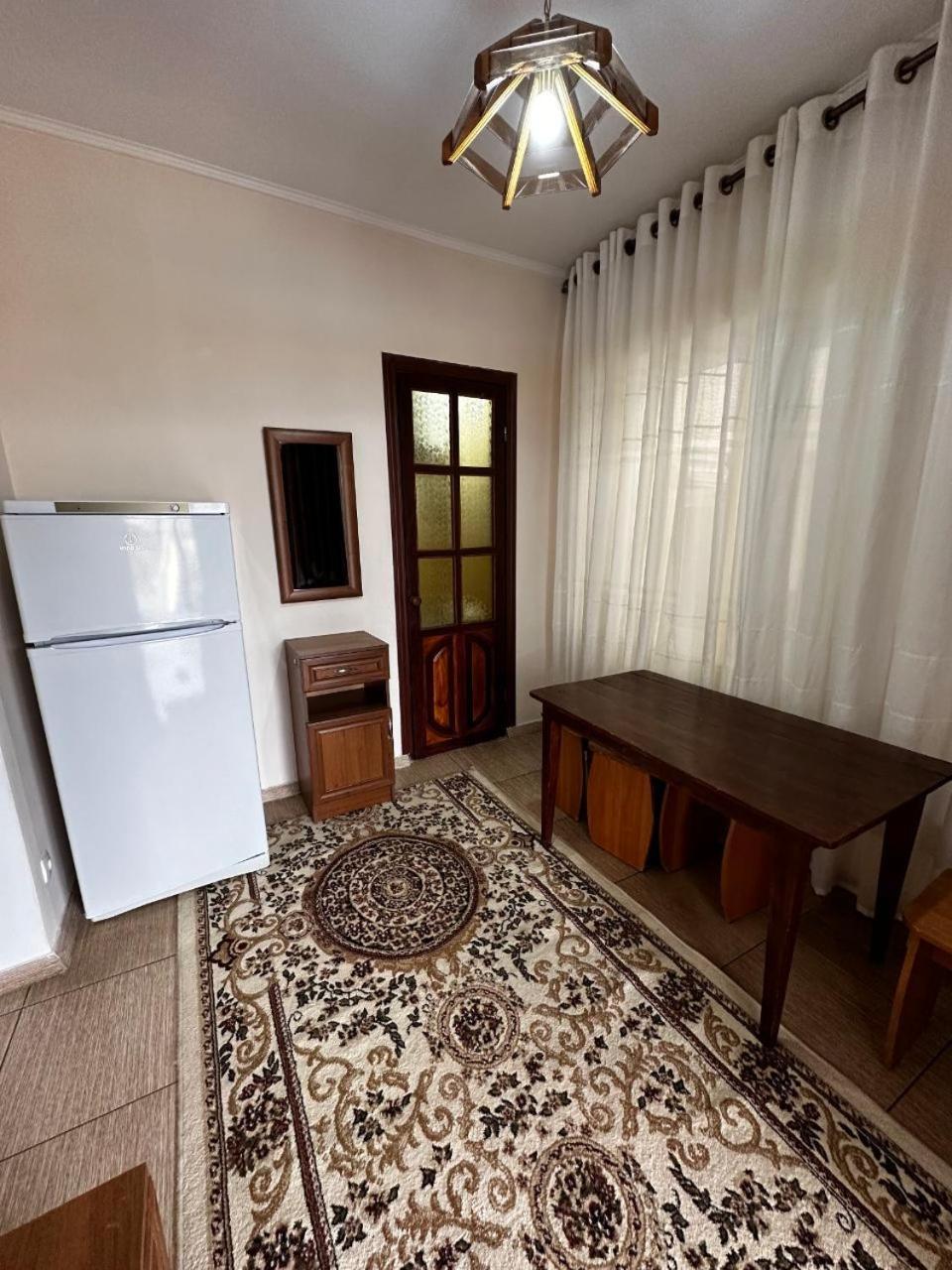 Гостевой Дом "Kalinka" Cholpon-Ata Extérieur photo